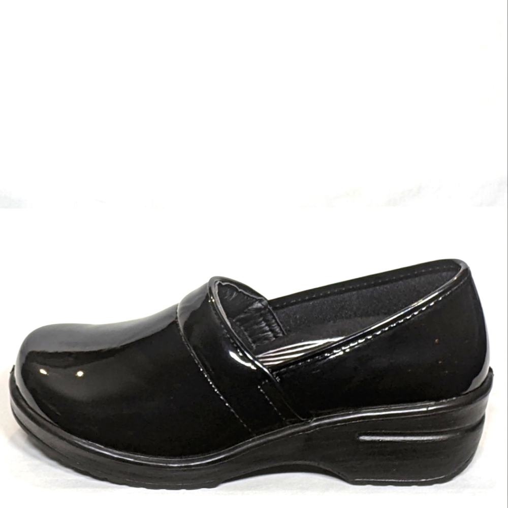 NEW Easy Works Womens Lyndee Health Care Professional Restaurant Shoe Sz 9 black